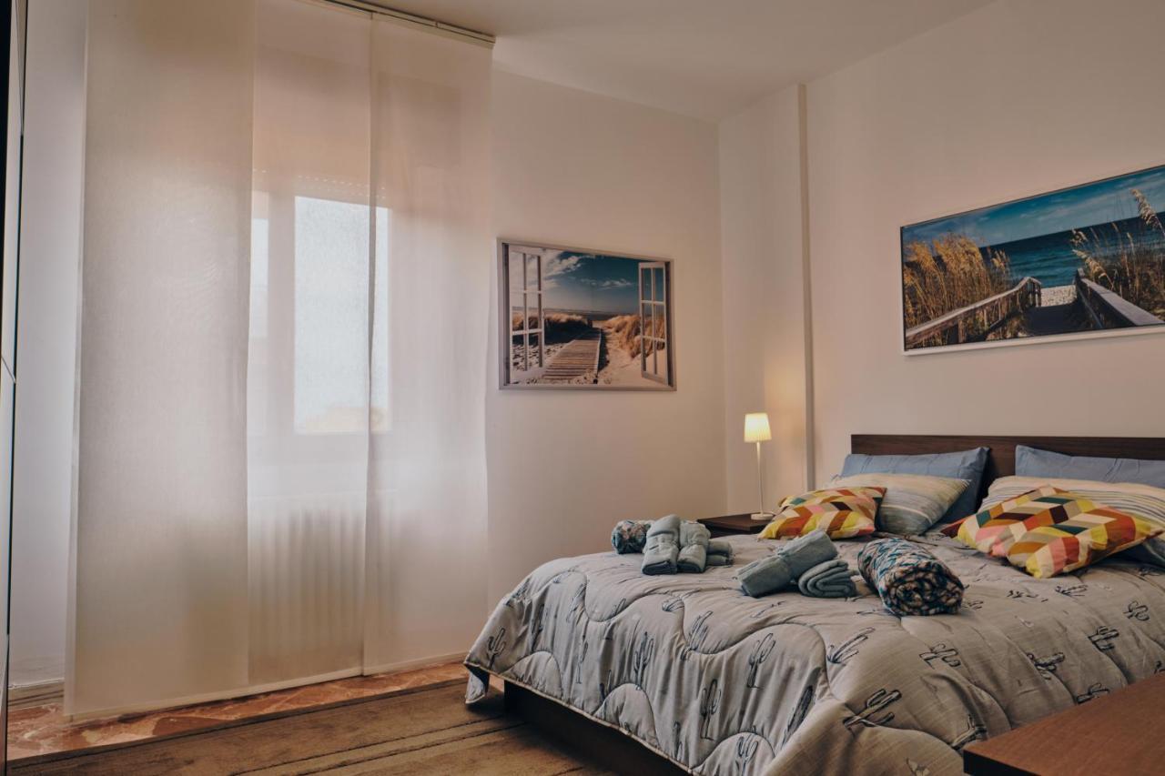 Asariel Splendido Appartamento Vista Mare E Centro Storico Brindisi Ngoại thất bức ảnh